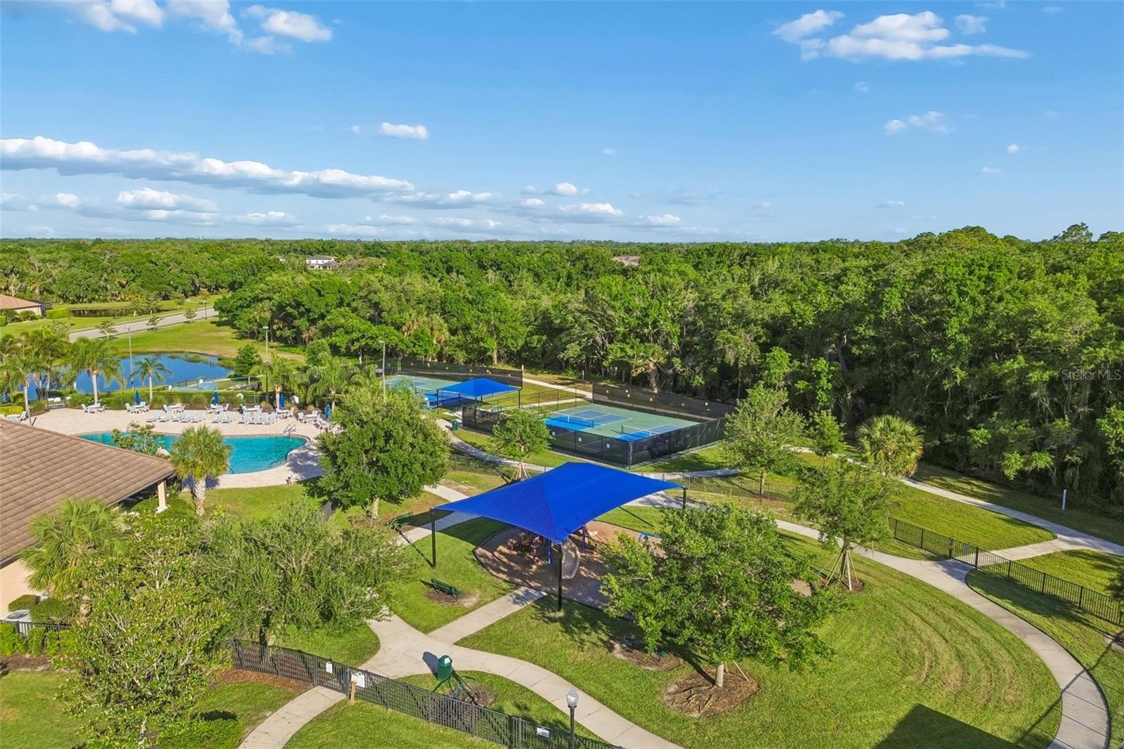 1008 SIBERIAN GLN, BRADENTON, FL, 34212