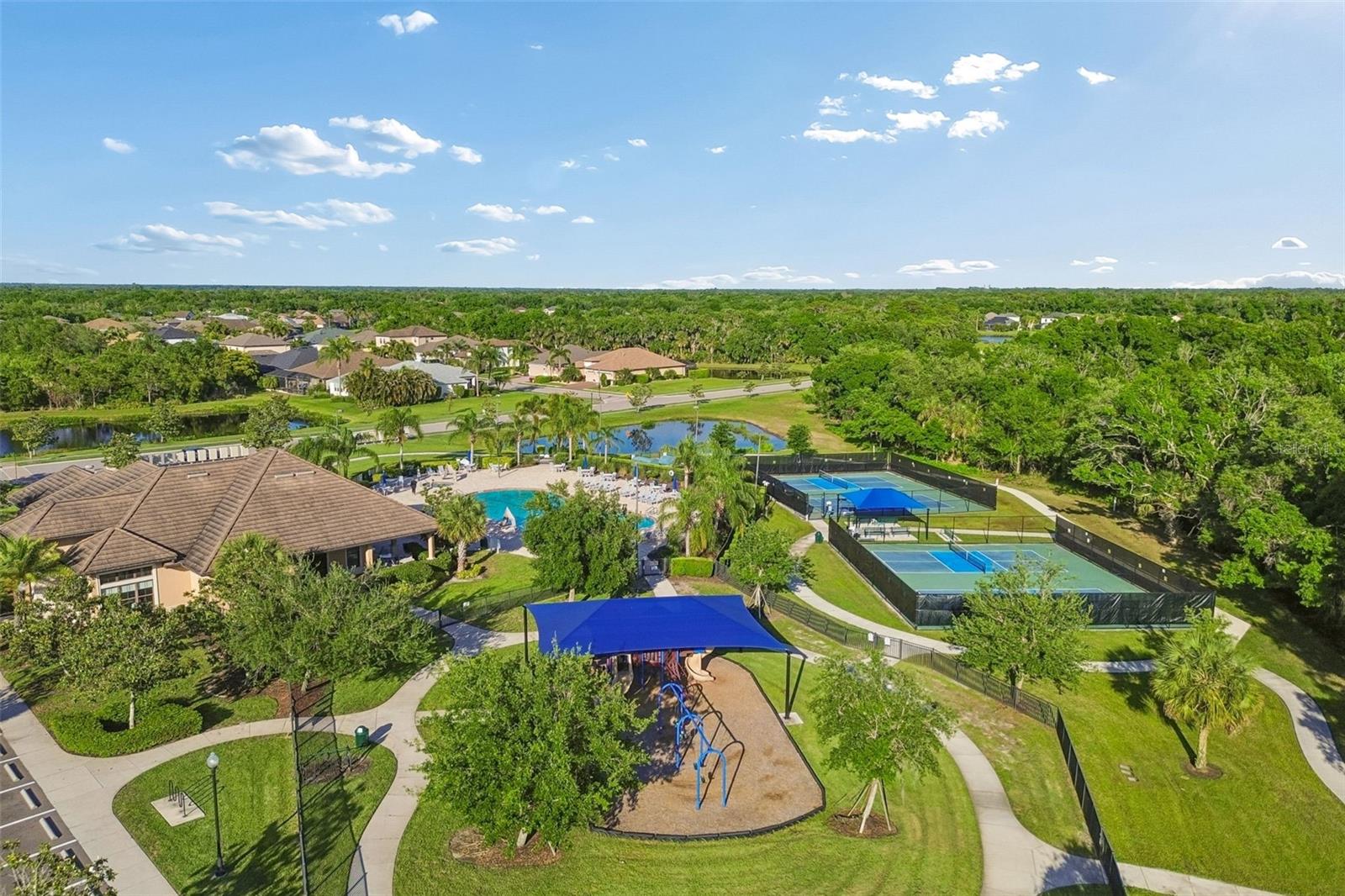 1008 SIBERIAN GLN, BRADENTON, FL, 34212