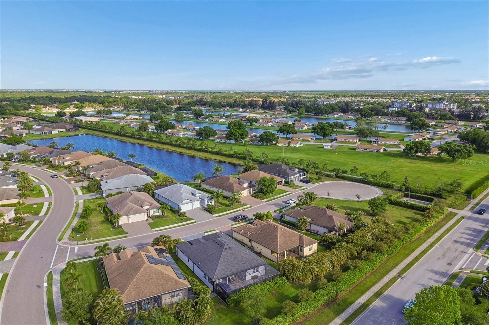 1008 SIBERIAN GLN, BRADENTON, FL, 34212