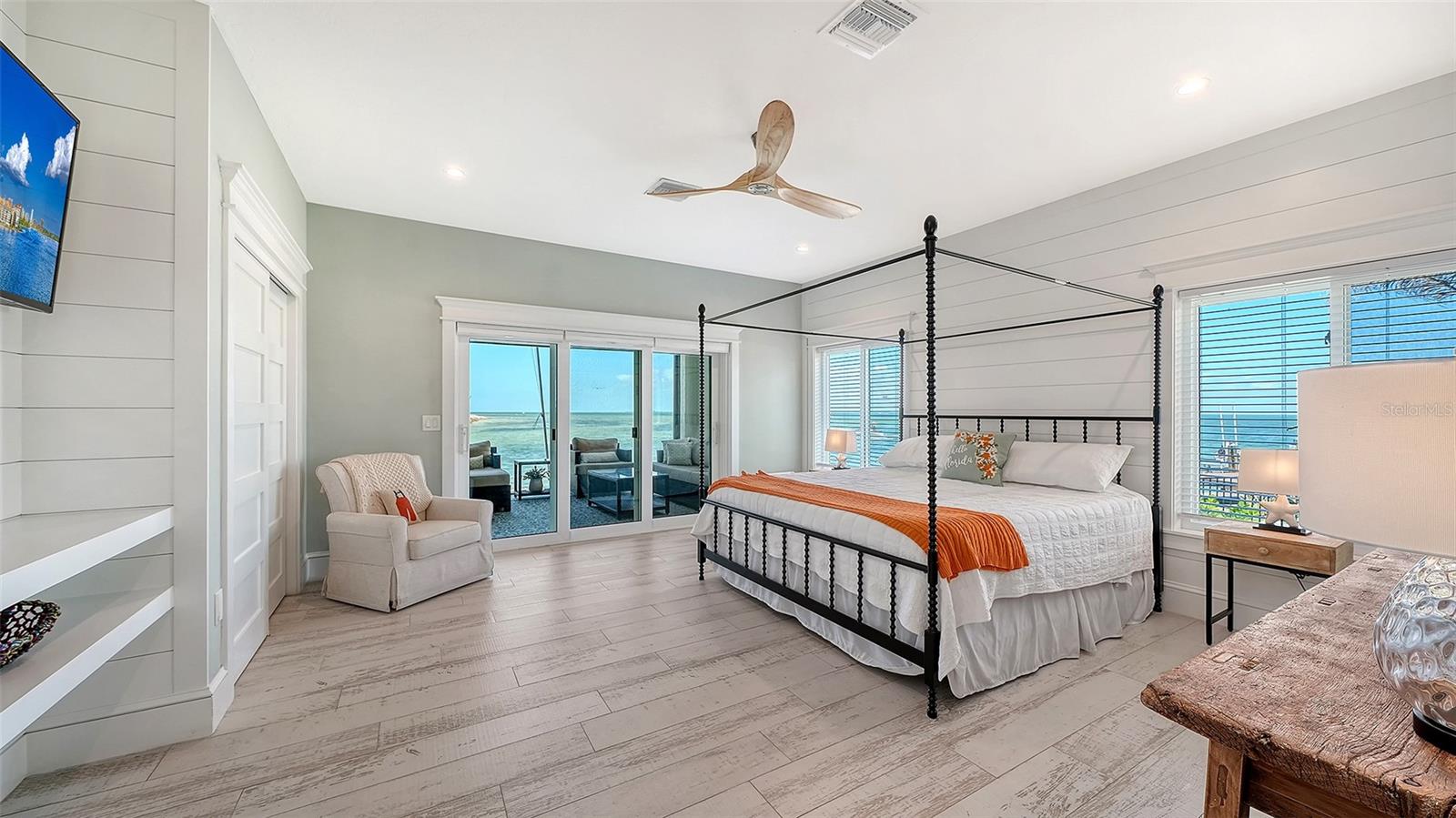 723 KEY ROYALE DR, HOLMES BEACH, FL, 34217