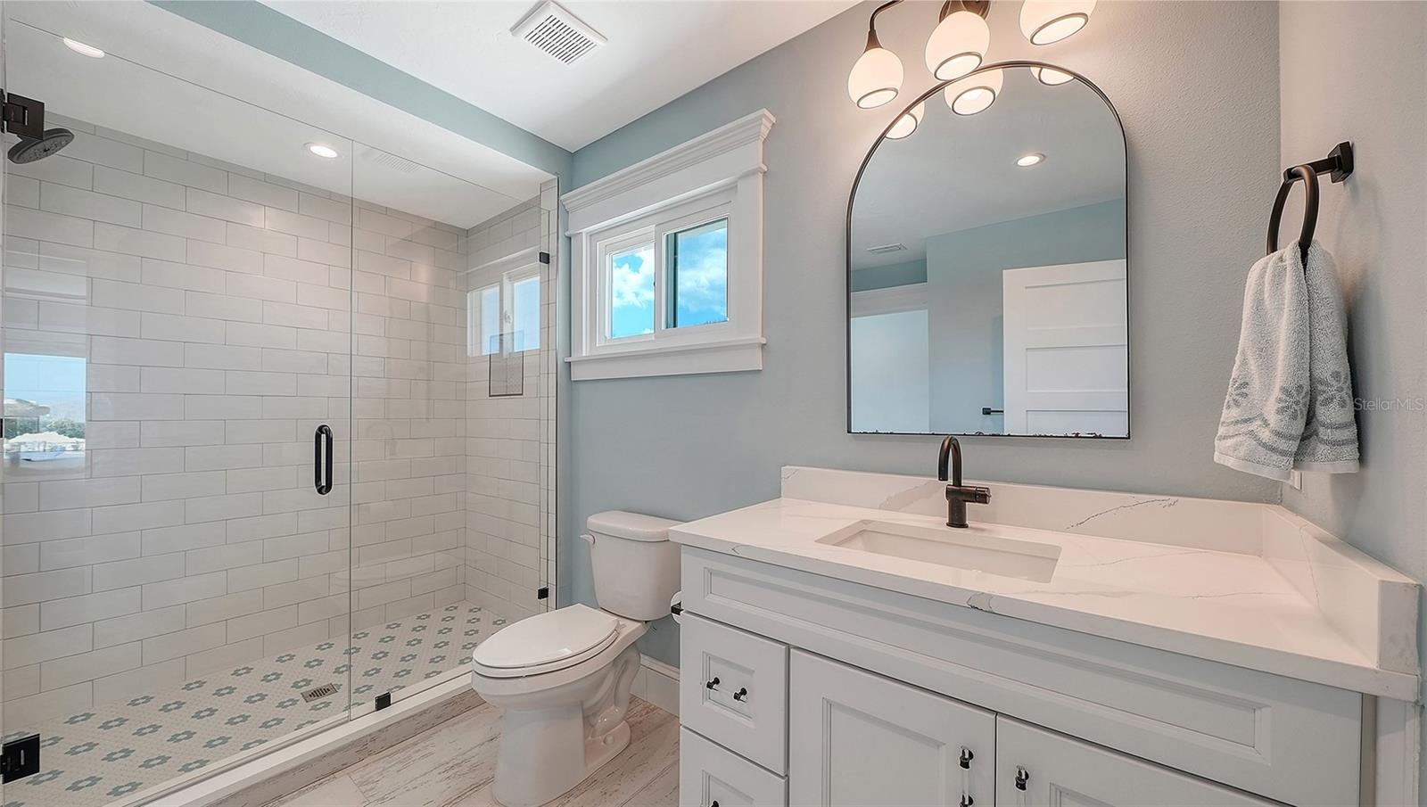 723 KEY ROYALE DR, HOLMES BEACH, FL, 34217