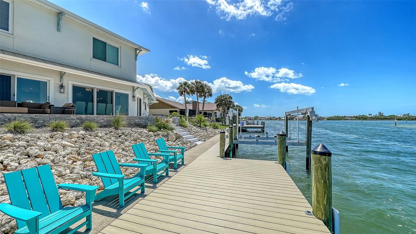 723 KEY ROYALE DR, HOLMES BEACH, FL, 34217