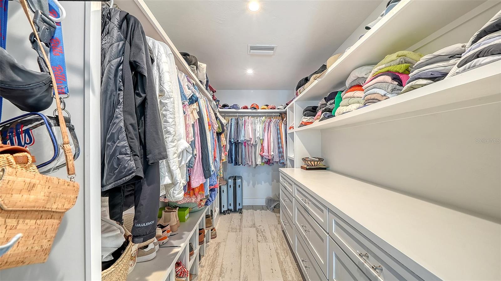 723 KEY ROYALE DR, HOLMES BEACH, FL, 34217