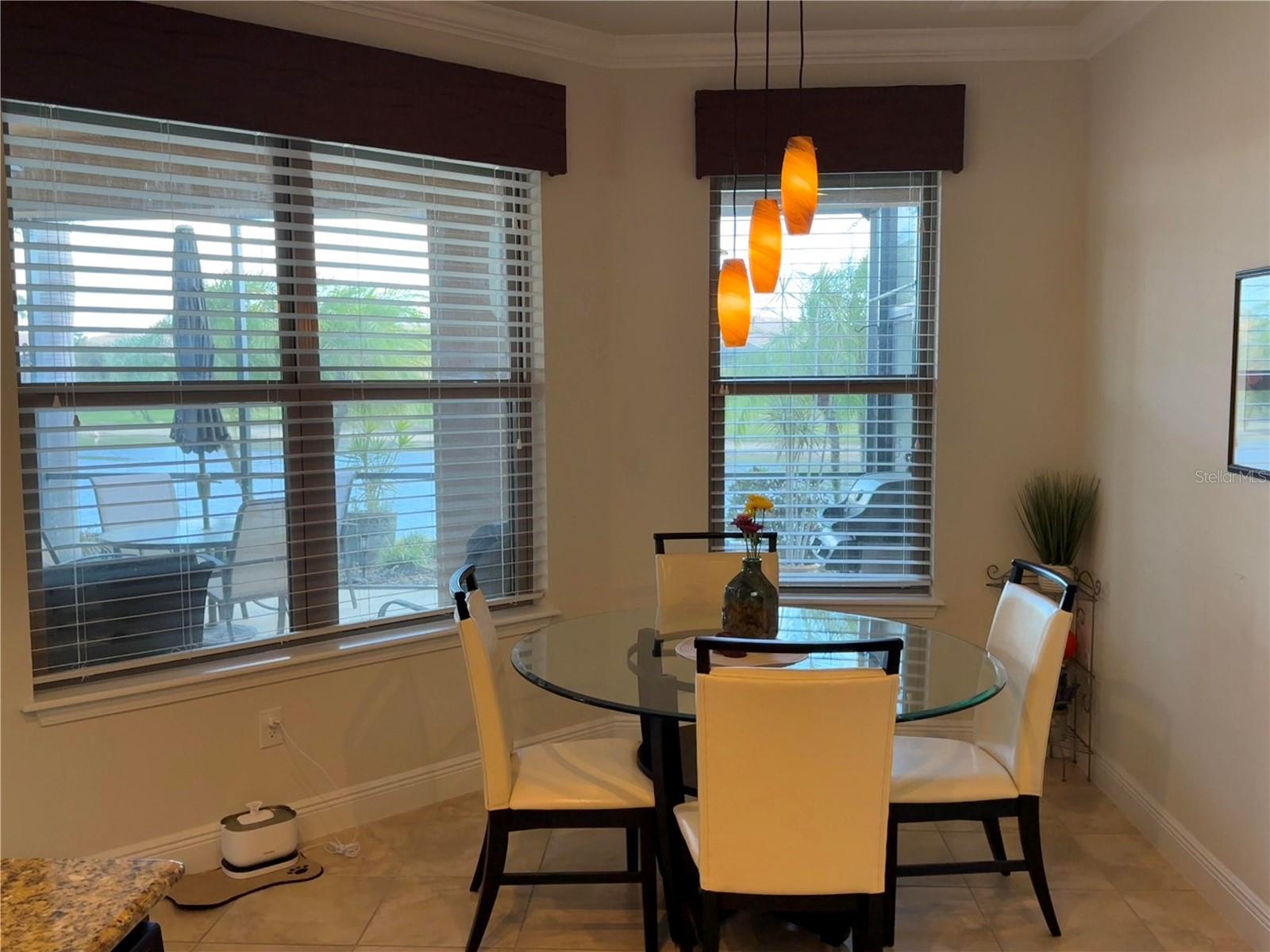 352 LAUREL FALLS DR, APOLLO BEACH, FL, 33572