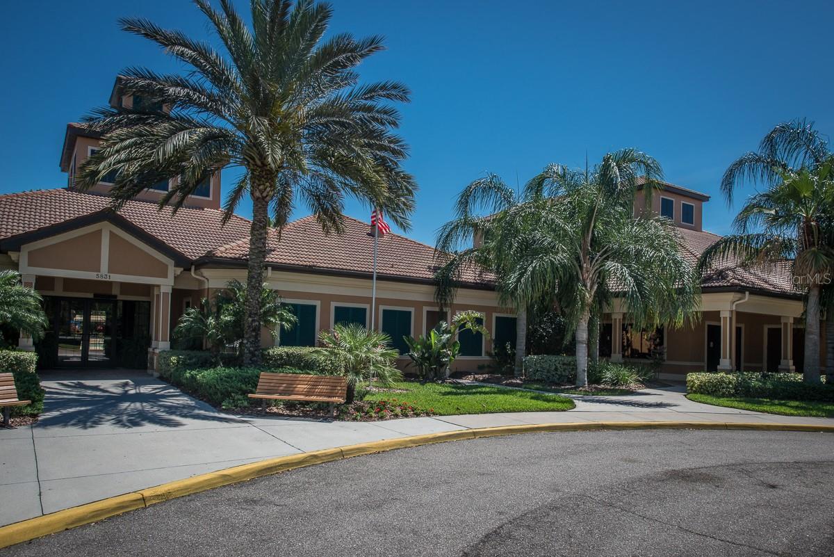 352 LAUREL FALLS DR, APOLLO BEACH, FL, 33572