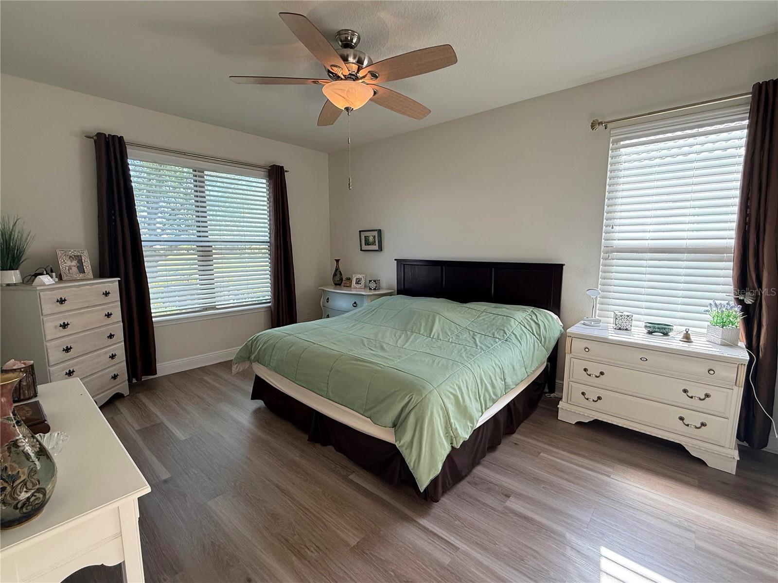 352 LAUREL FALLS DR, APOLLO BEACH, FL, 33572