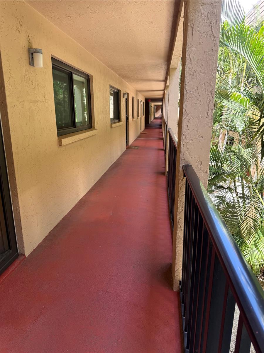 3700 S OSPREY AVE #205, SARASOTA, FL, 34239