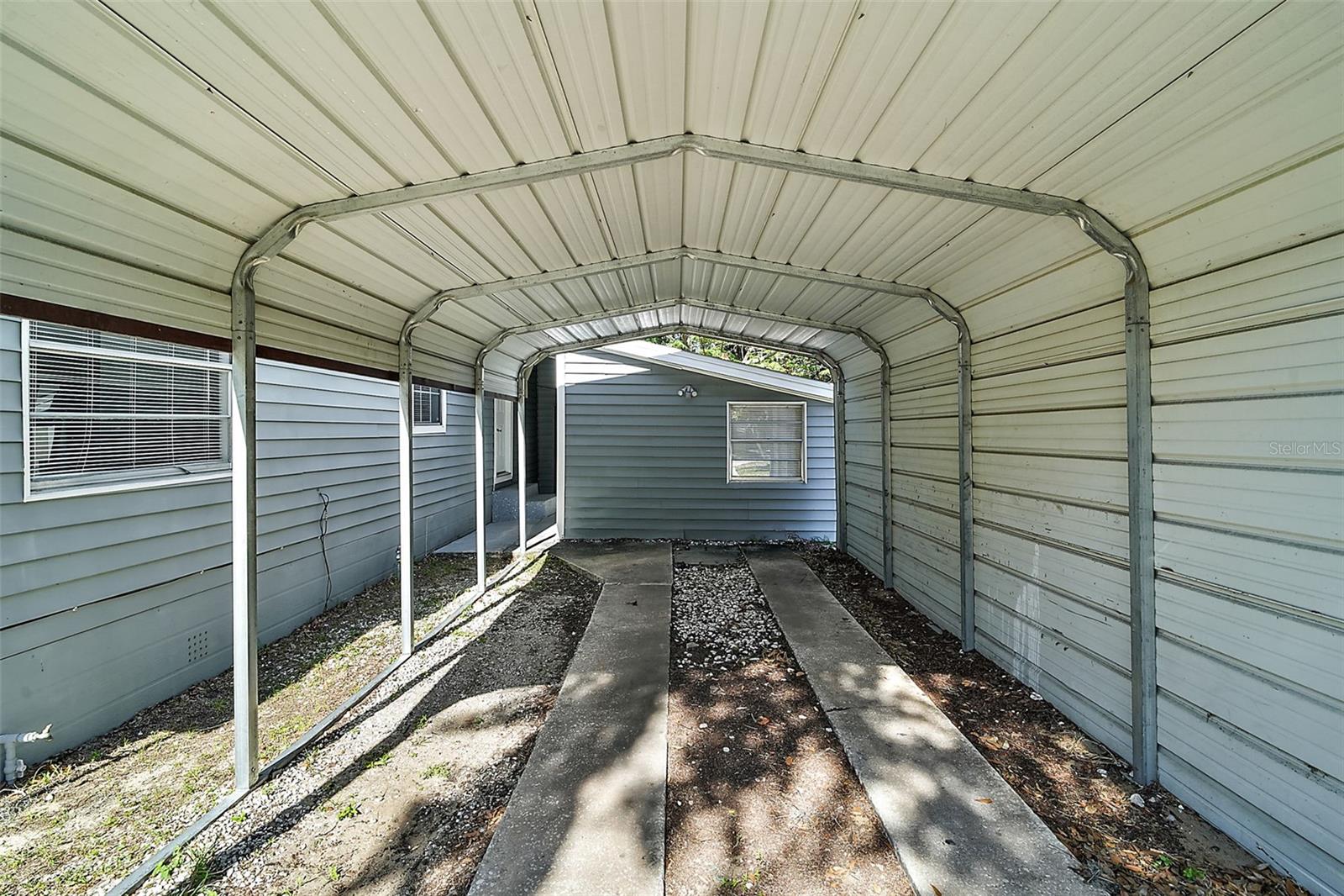 105 W STEVENS AVE, EUSTIS, FL, 32726