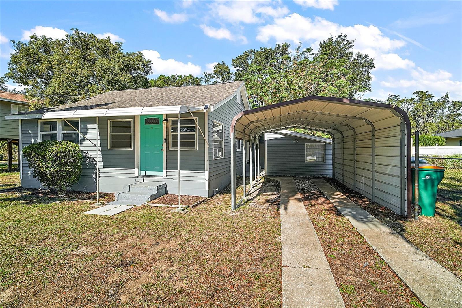 105 W STEVENS AVE, EUSTIS, FL, 32726