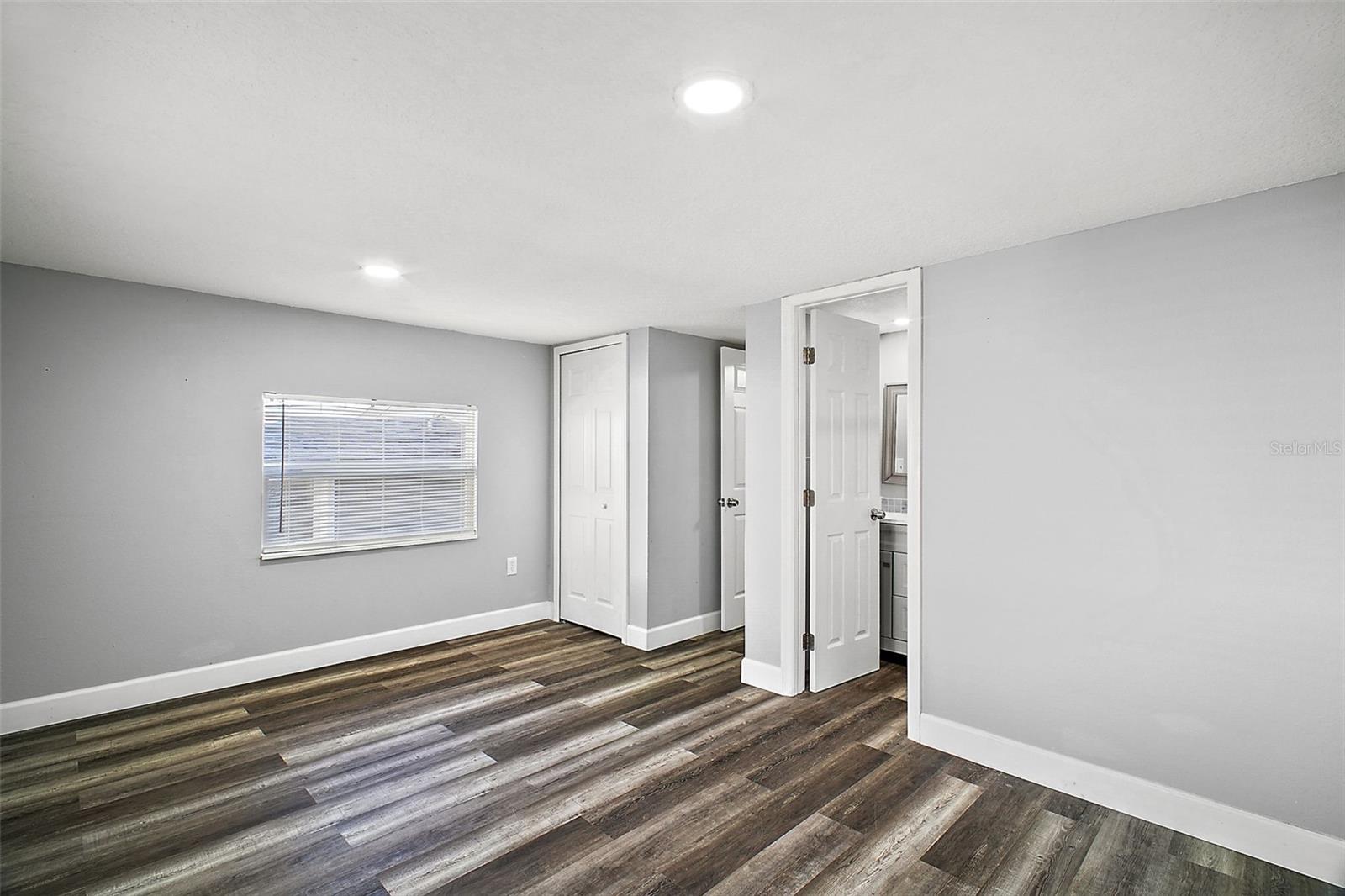 105 W STEVENS AVE, EUSTIS, FL, 32726