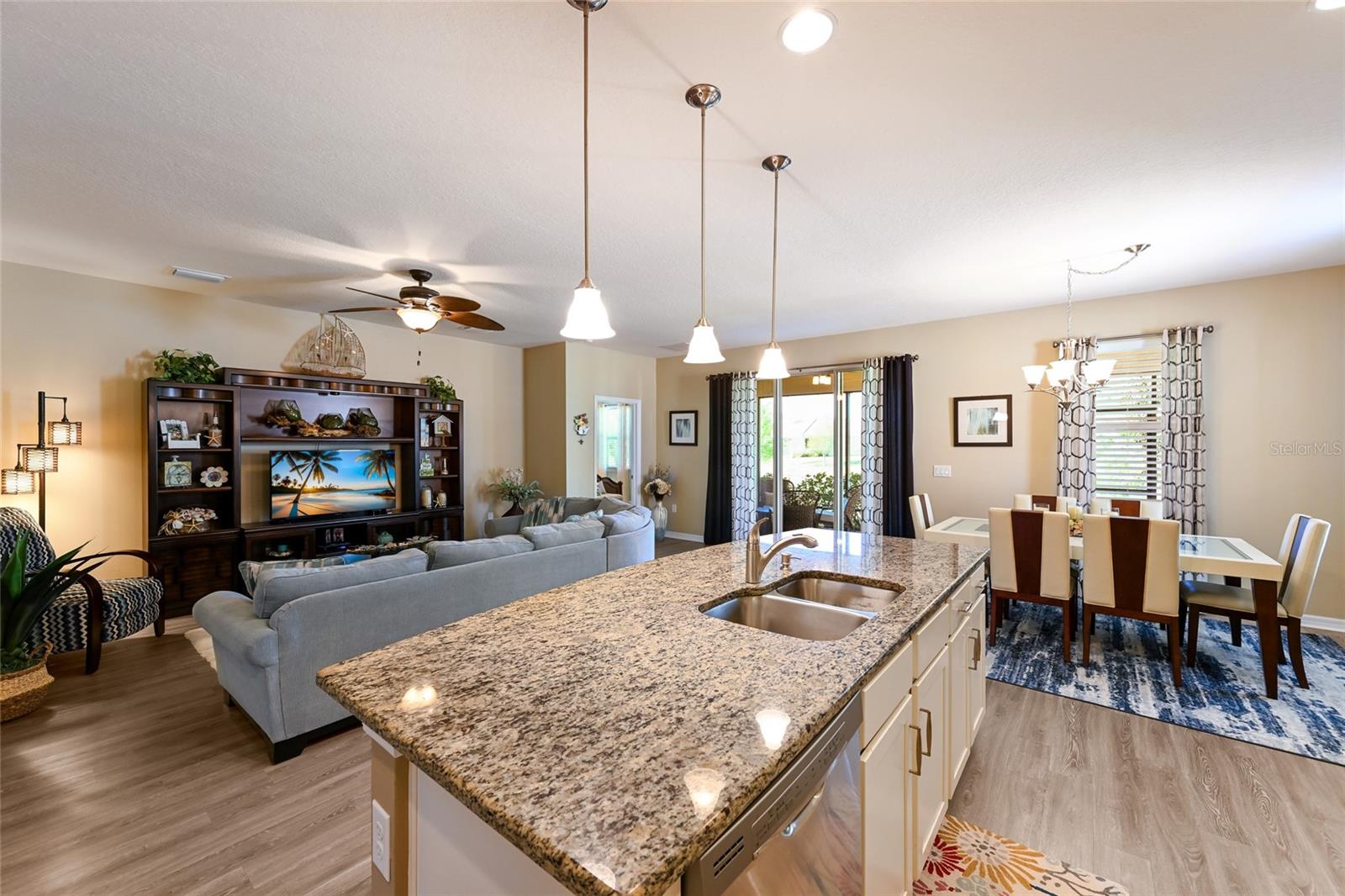 2937 ESMERALDA DR, SARASOTA, FL, 34243