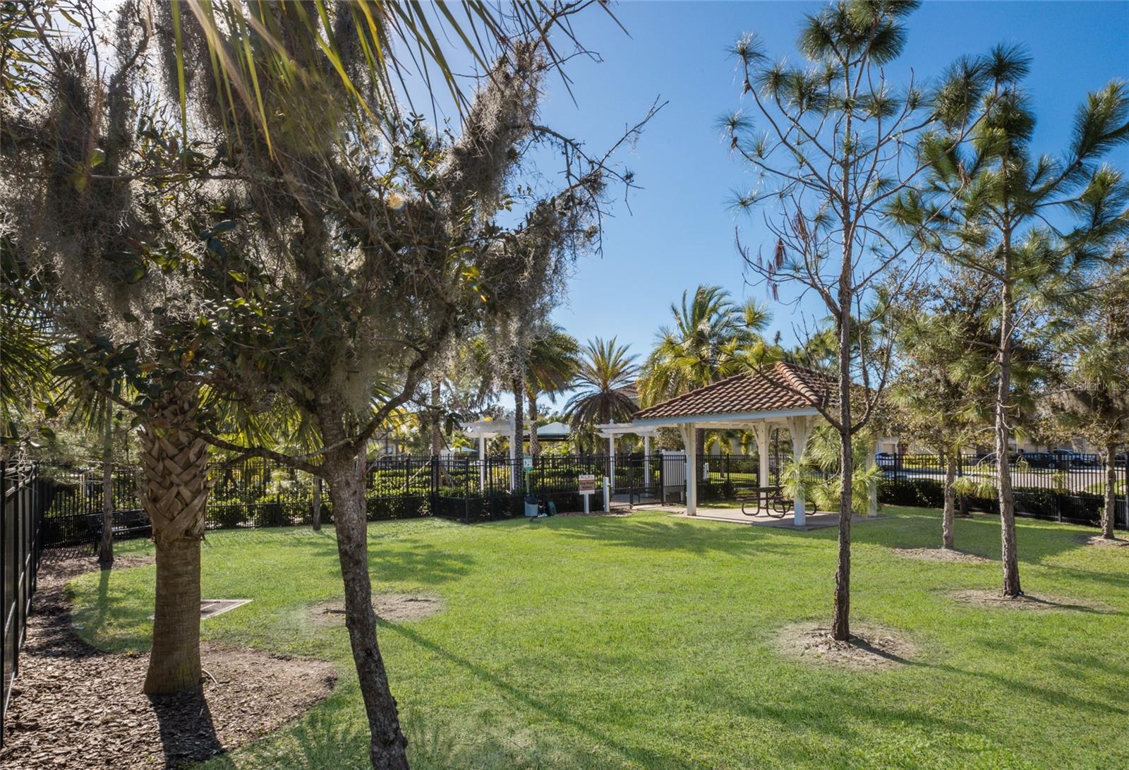 2937 ESMERALDA DR, SARASOTA, FL, 34243