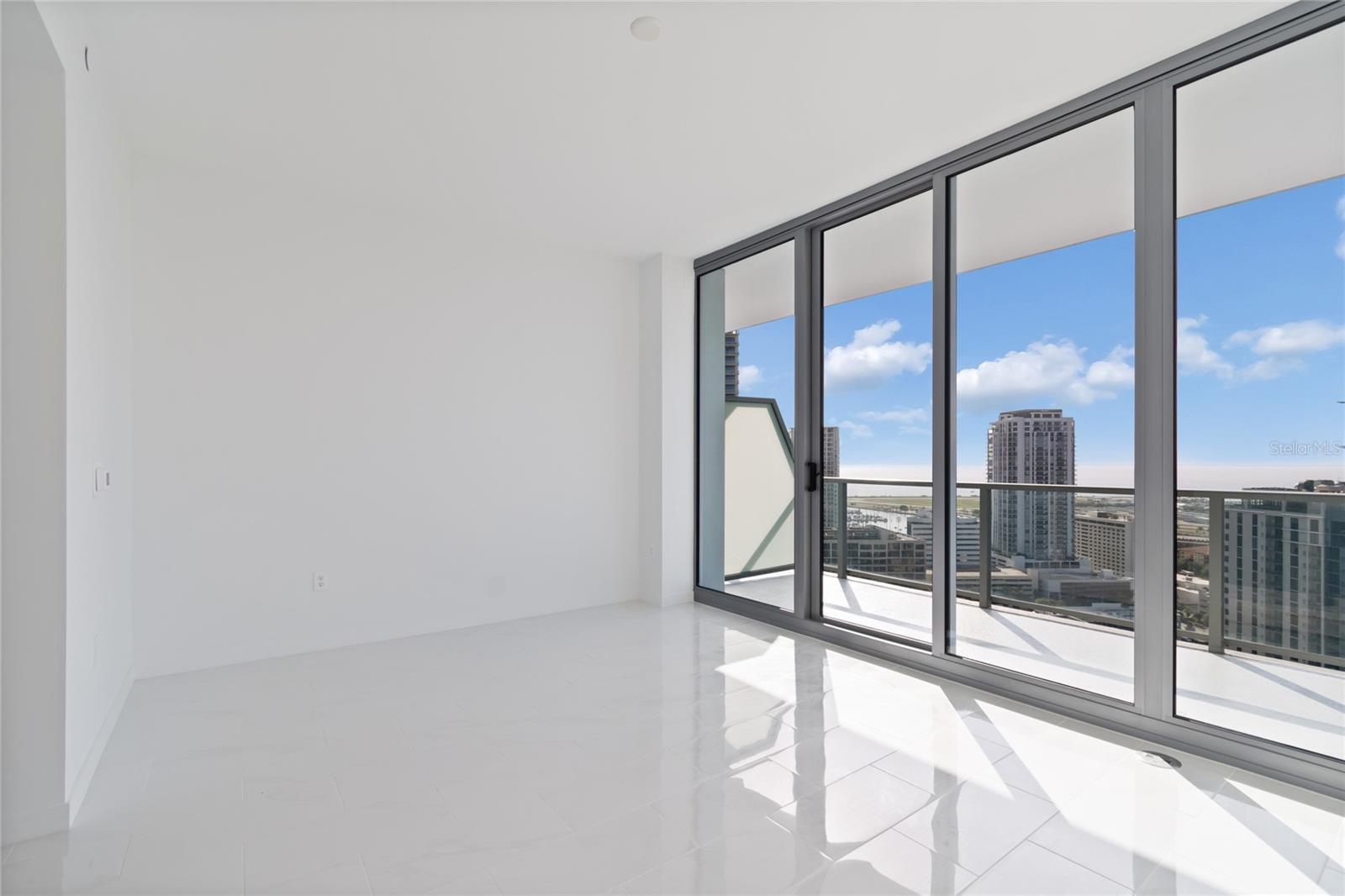 400 CENTRAL AVE #2505, ST PETERSBURG, FL, 33701