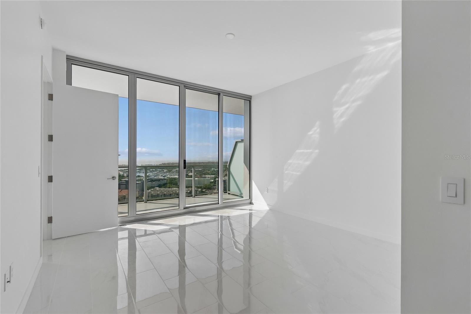 400 CENTRAL AVE #2505, ST PETERSBURG, FL, 33701