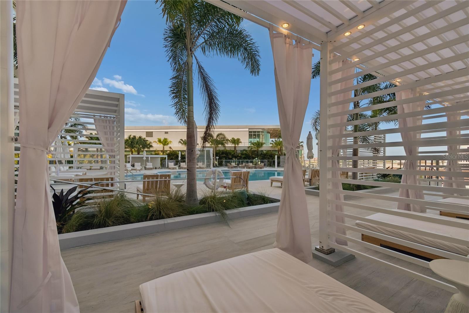 400 CENTRAL AVE #2505, ST PETERSBURG, FL, 33701
