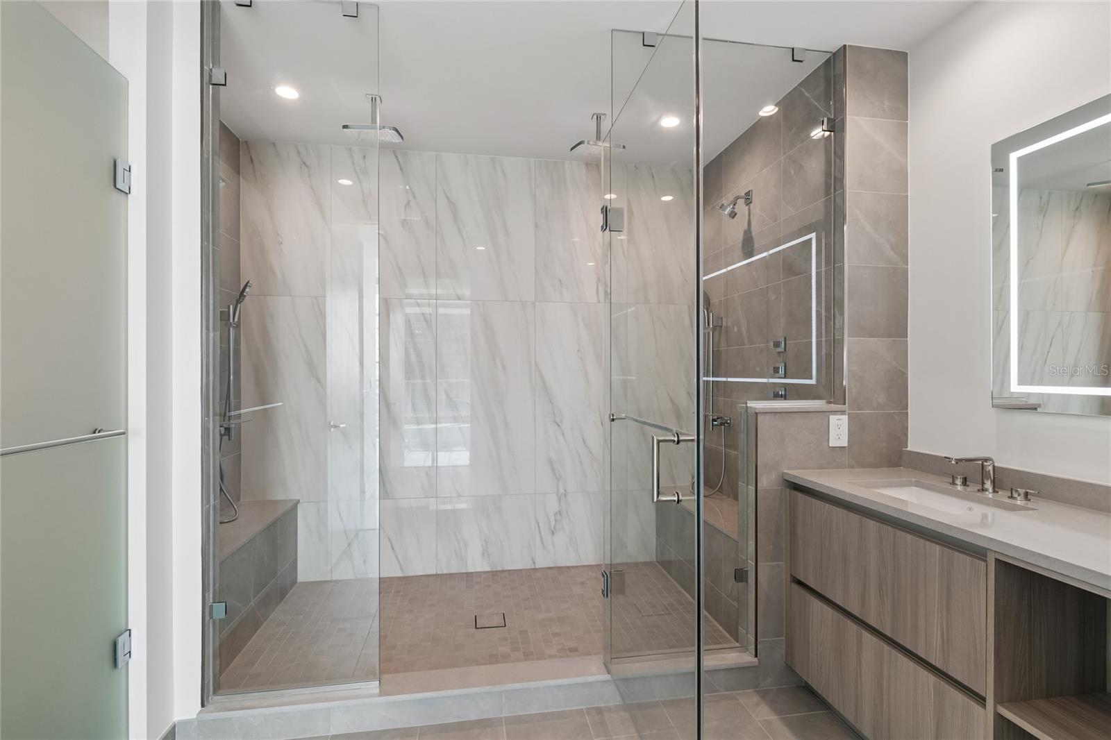 400 CENTRAL AVE #2505, ST PETERSBURG, FL, 33701