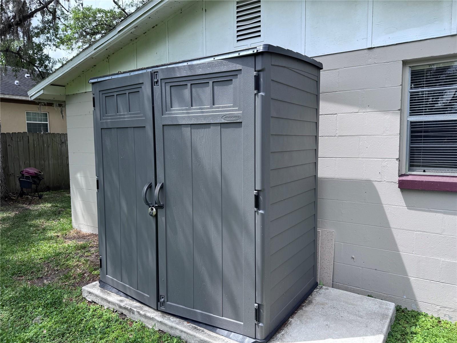 514 WINHAM ST, TAMPA, FL, 33619