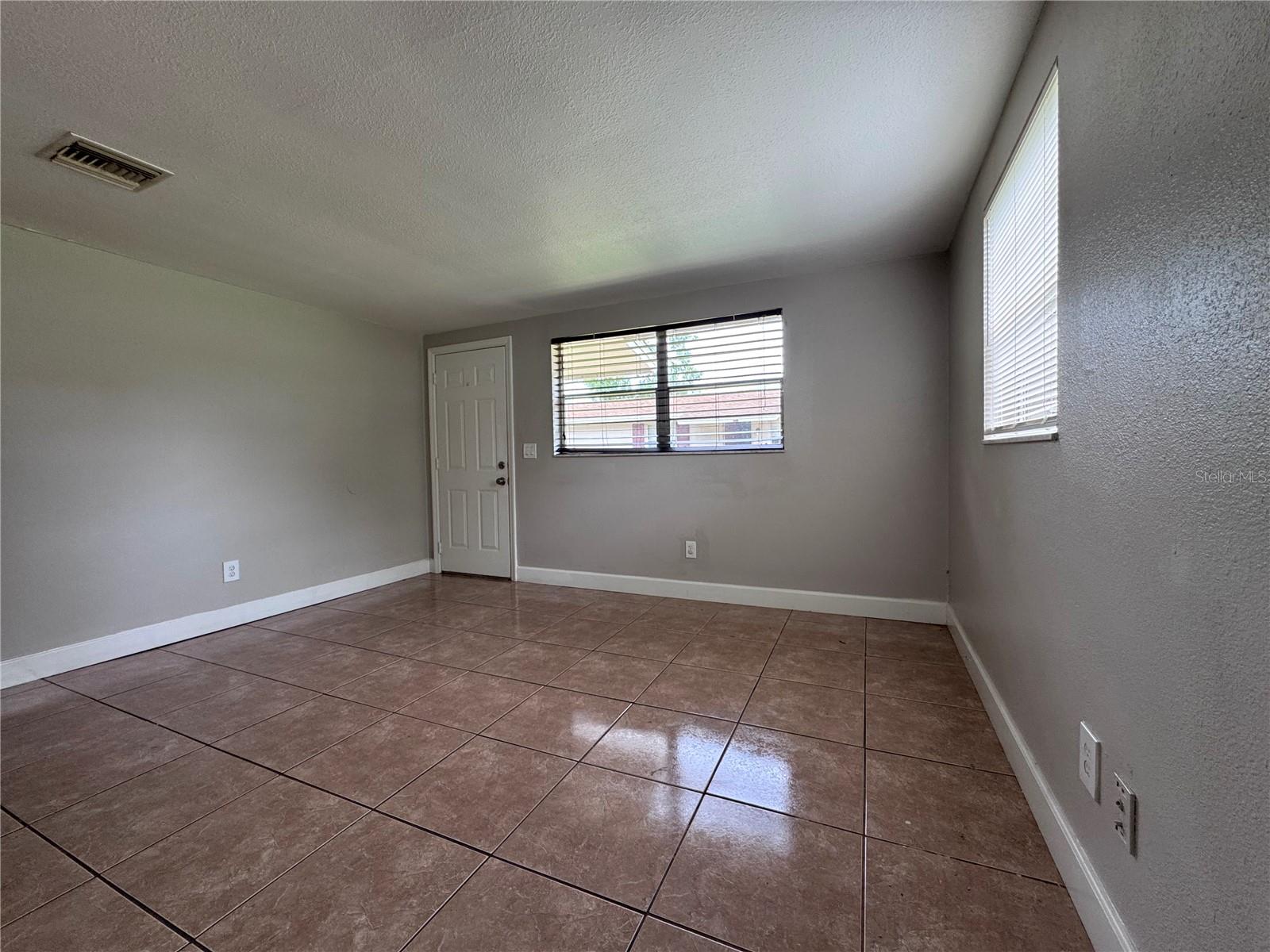 514 WINHAM ST, TAMPA, FL, 33619