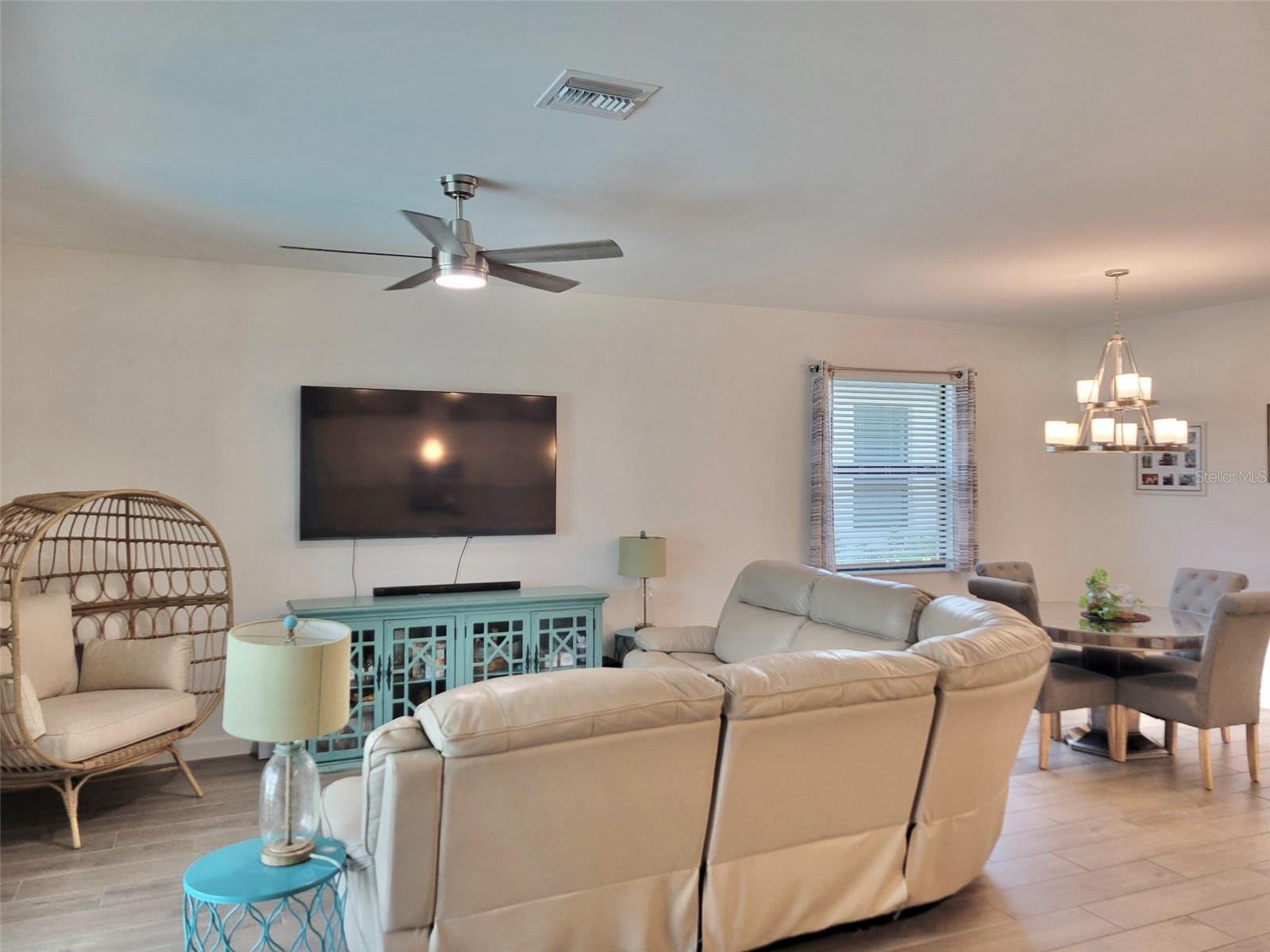 20273 HARTFORD BLVD, ESTERO, FL, 33928