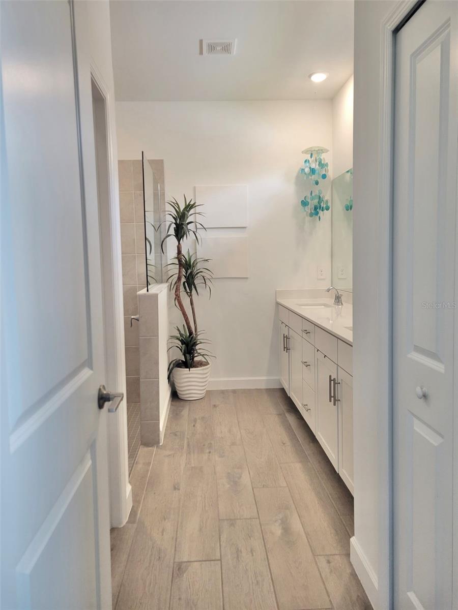 20273 HARTFORD BLVD, ESTERO, FL, 33928