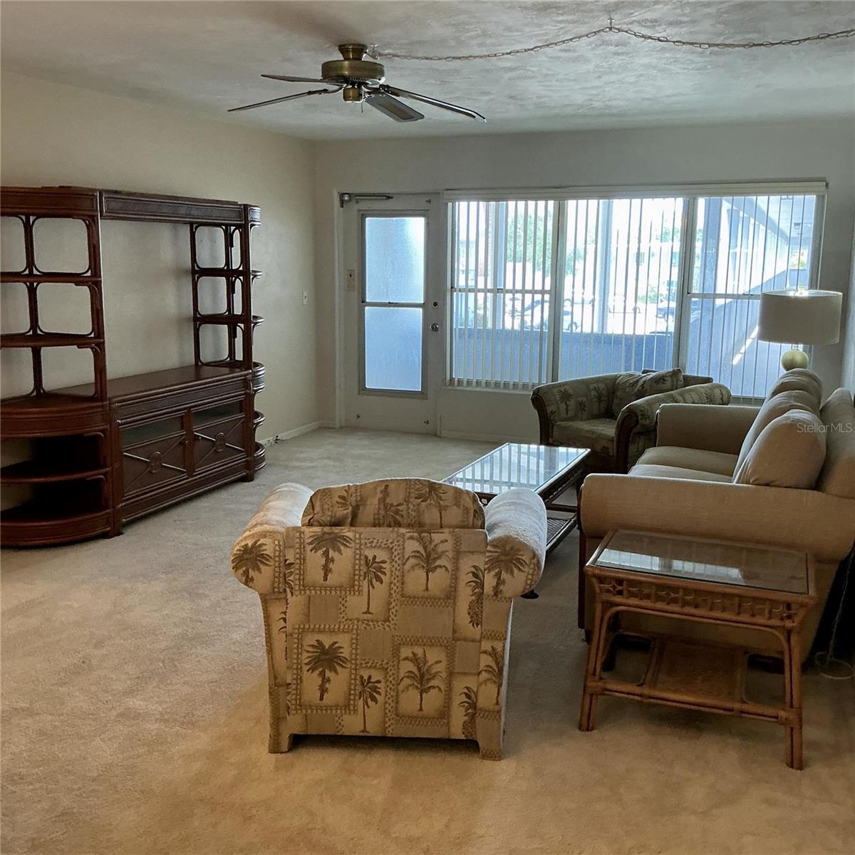 4300 58TH ST N #1913, KENNETH CITY, FL, 33709