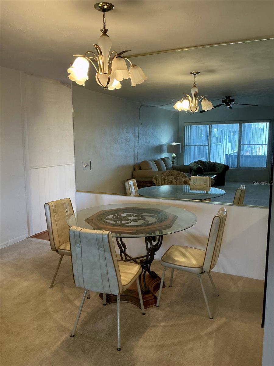 4300 58TH ST N #1913, KENNETH CITY, FL, 33709