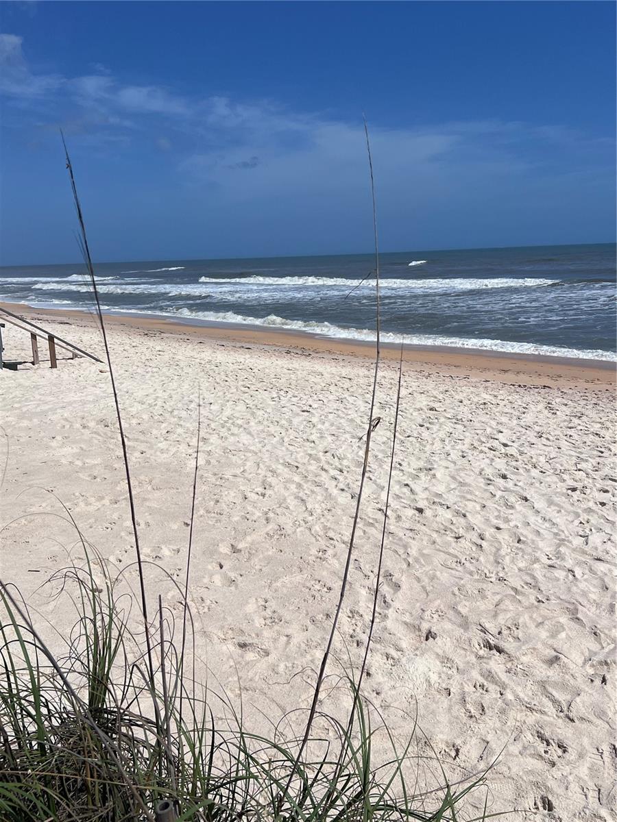 32 OCEANSIDE DR, PALM COAST, FL, 32137