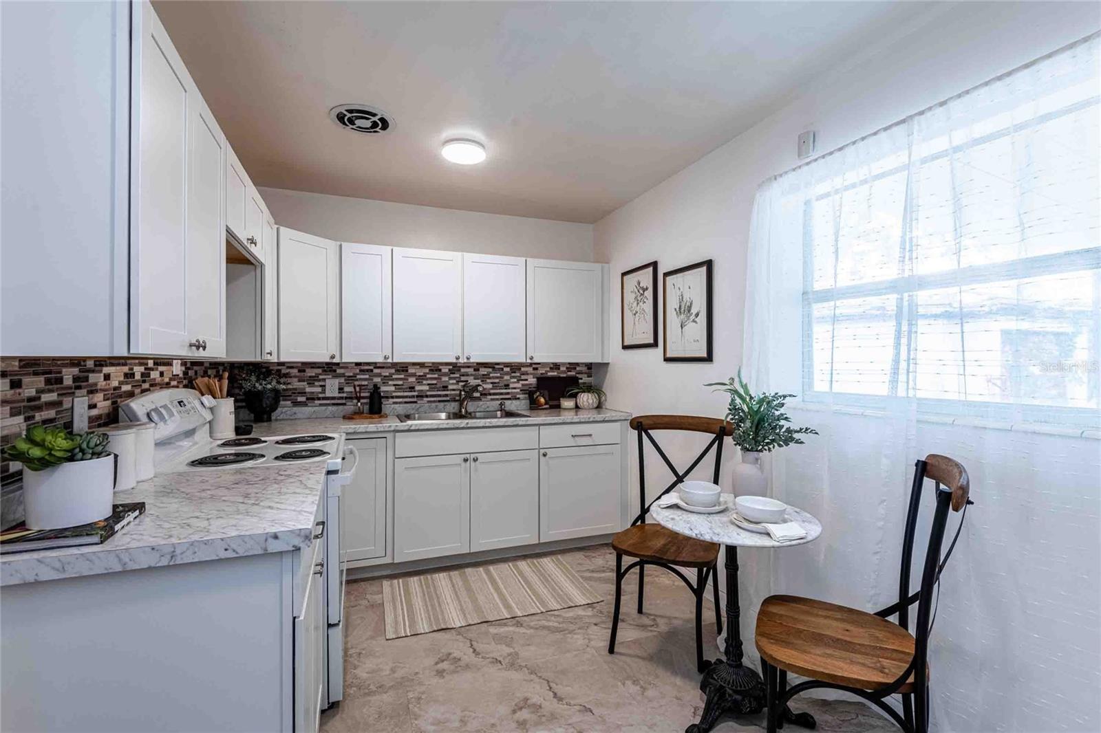 2542 W HIAWATHA ST, TAMPA, FL, 33614