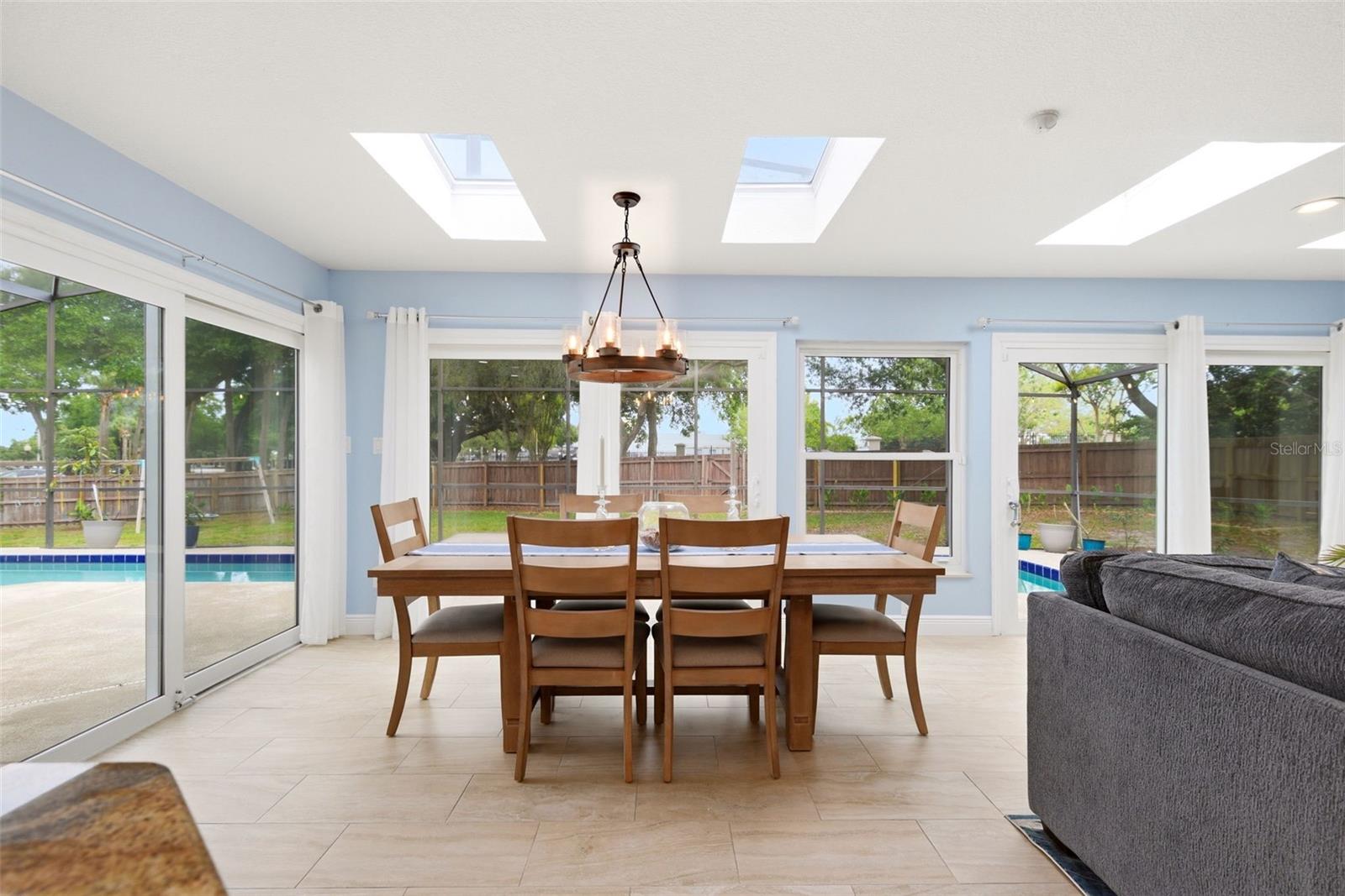 7432 SPARKLING LAKE RD, ORLANDO, FL, 32819