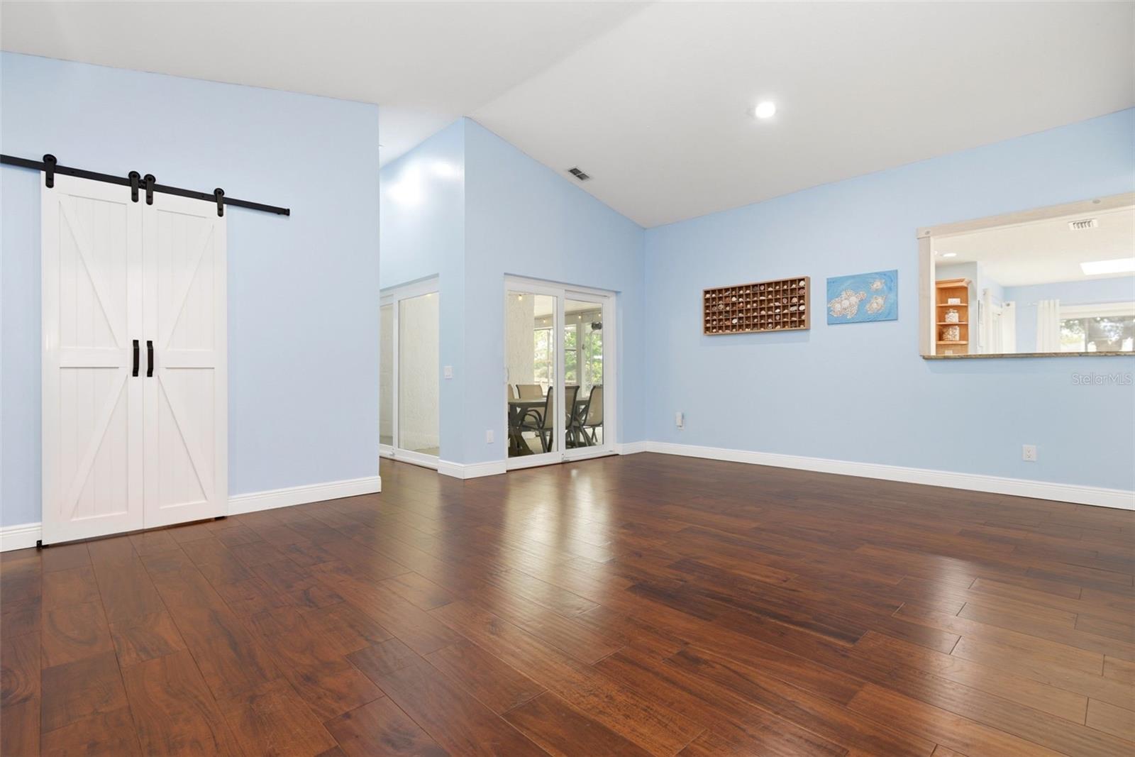 7432 SPARKLING LAKE RD, ORLANDO, FL, 32819