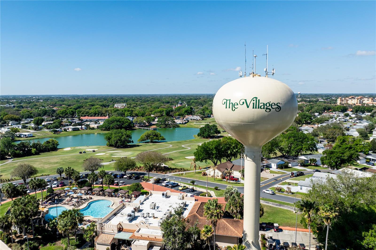 717 TANGERINE DR, LADY LAKE, FL, 32159