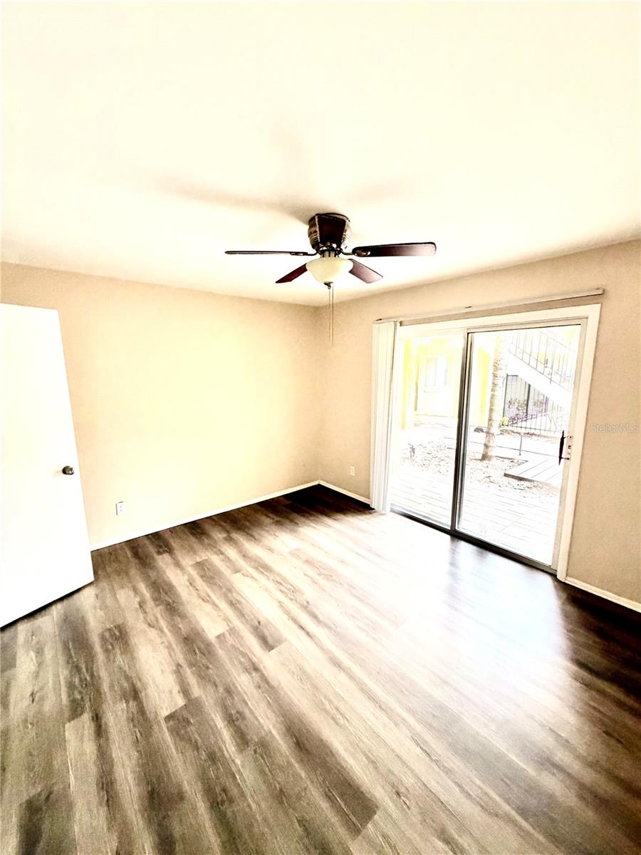 3206 W AZEELE ST #100, TAMPA, FL, 33609