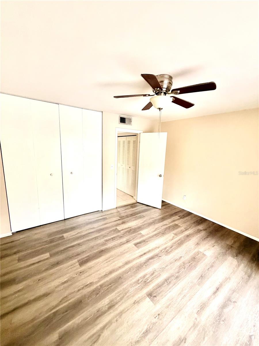 3206 W AZEELE ST #100, TAMPA, FL, 33609