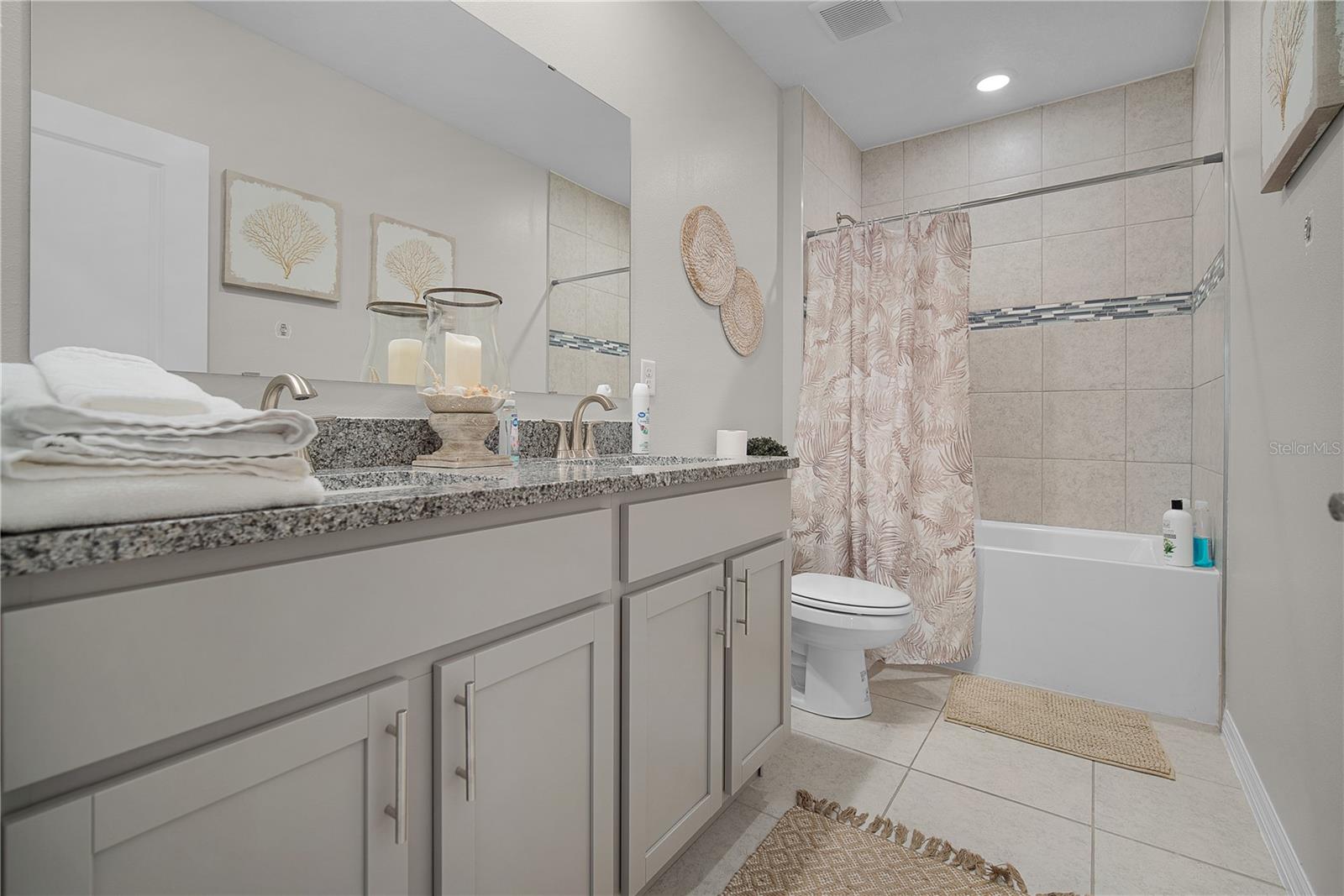 418 FLEMING ST, SEBASTIAN, FL, 32958