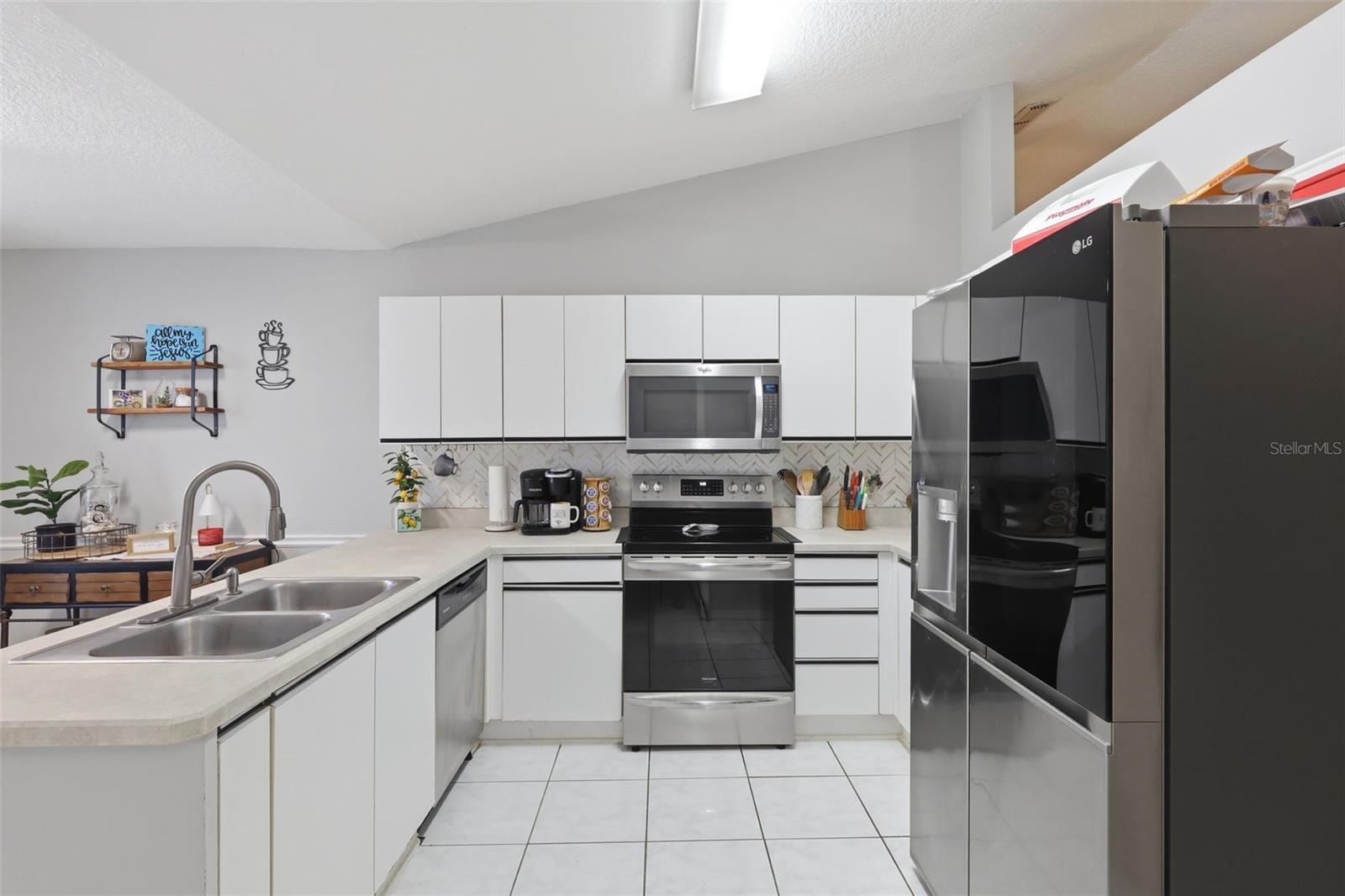 2876 BARDAHL CT, DELTONA, FL, 32738