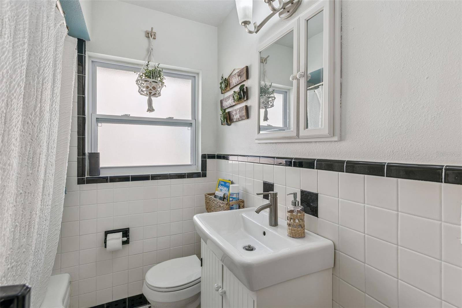 124 E HARDING ST, ORLANDO, FL, 32806