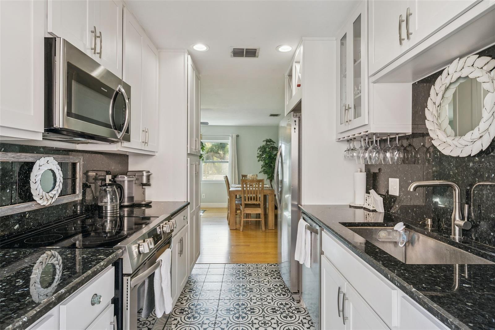 124 E HARDING ST, ORLANDO, FL, 32806