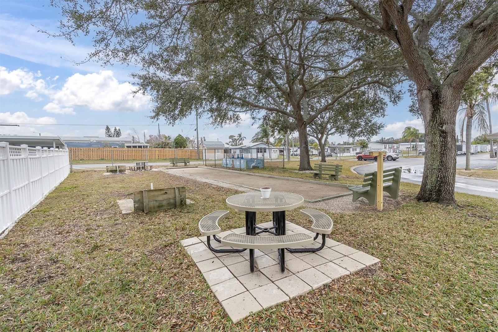 4352 TAHITIAN GARDENS CIR #F, HOLIDAY, FL, 34691
