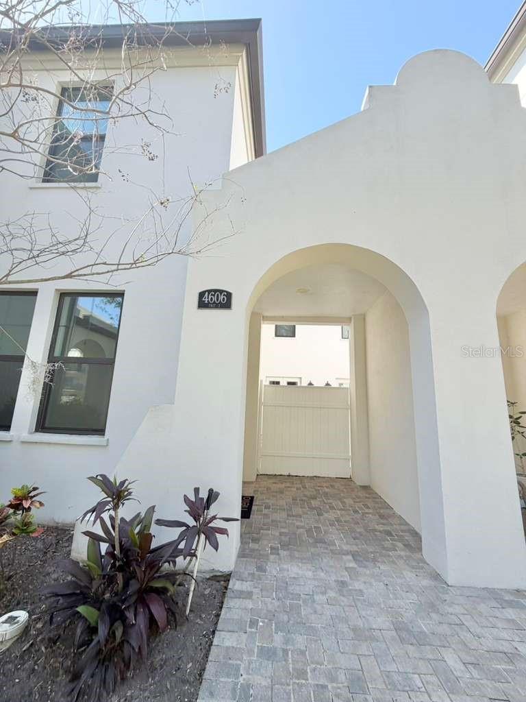 4606 W FIG ST #2, TAMPA, FL, 33609