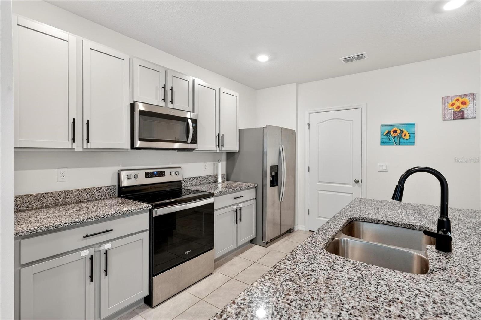 3007 STATEN DR, DELTONA, FL, 32738