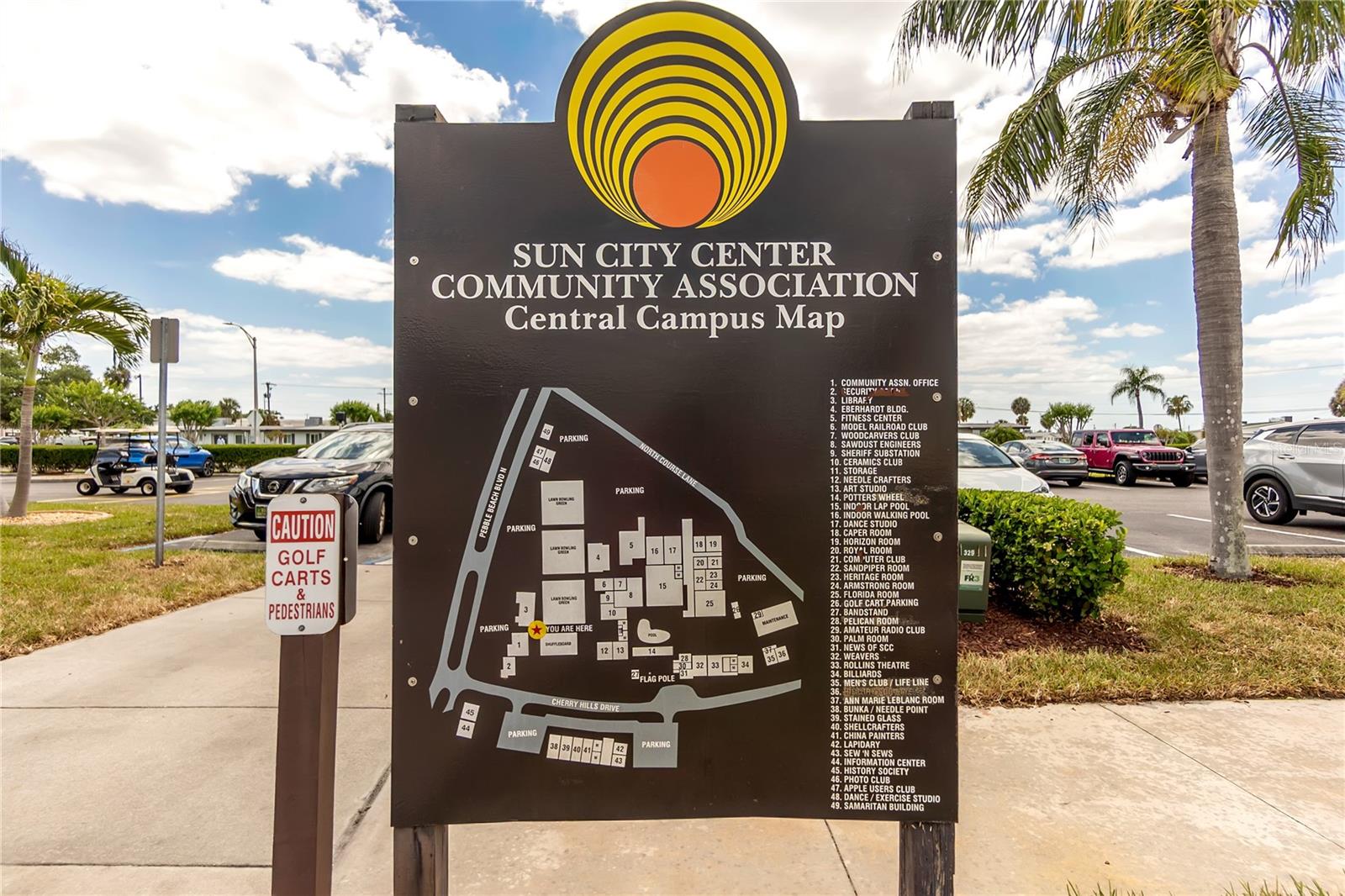 702 HUXLEY PL, SUN CITY CENTER, FL, 33573