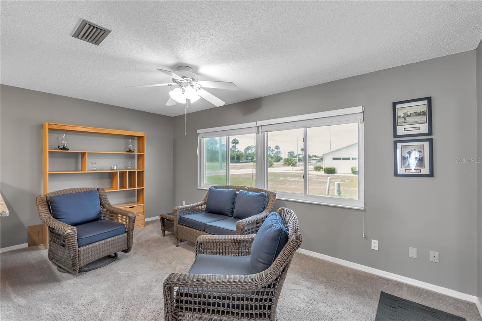 702 HUXLEY PL, SUN CITY CENTER, FL, 33573