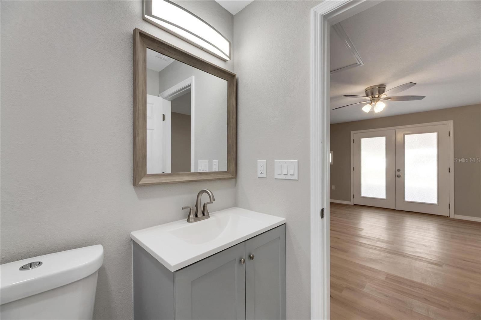 660 FLAMINGO DR, APOLLO BEACH, FL, 33572