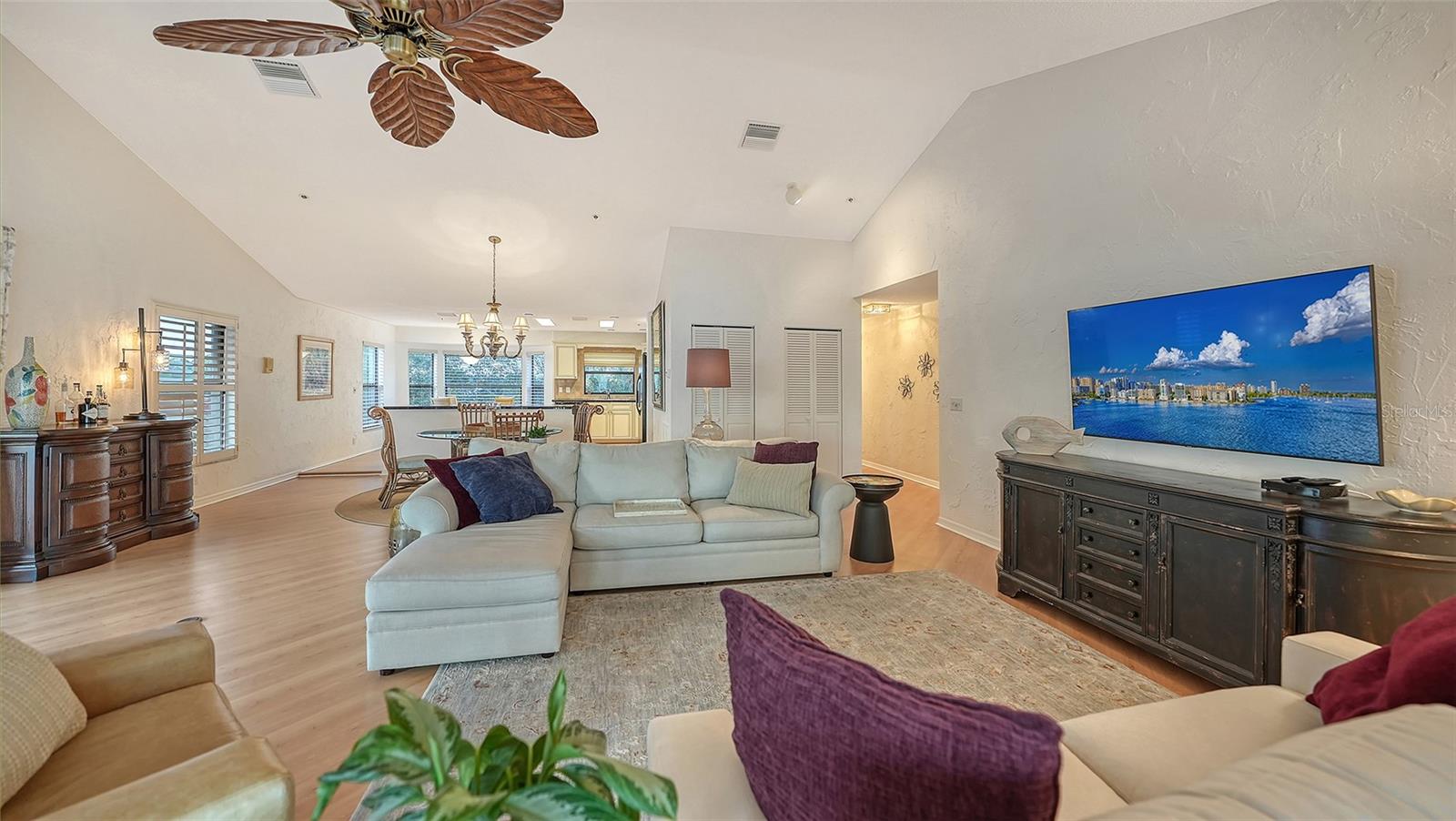 4557 BAY CLUB DR, BRADENTON, FL, 34210