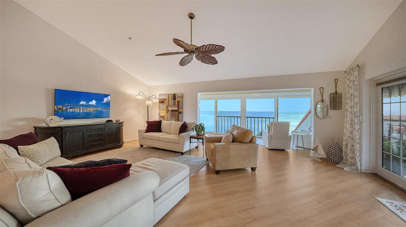 4557 BAY CLUB DR, BRADENTON, FL, 34210