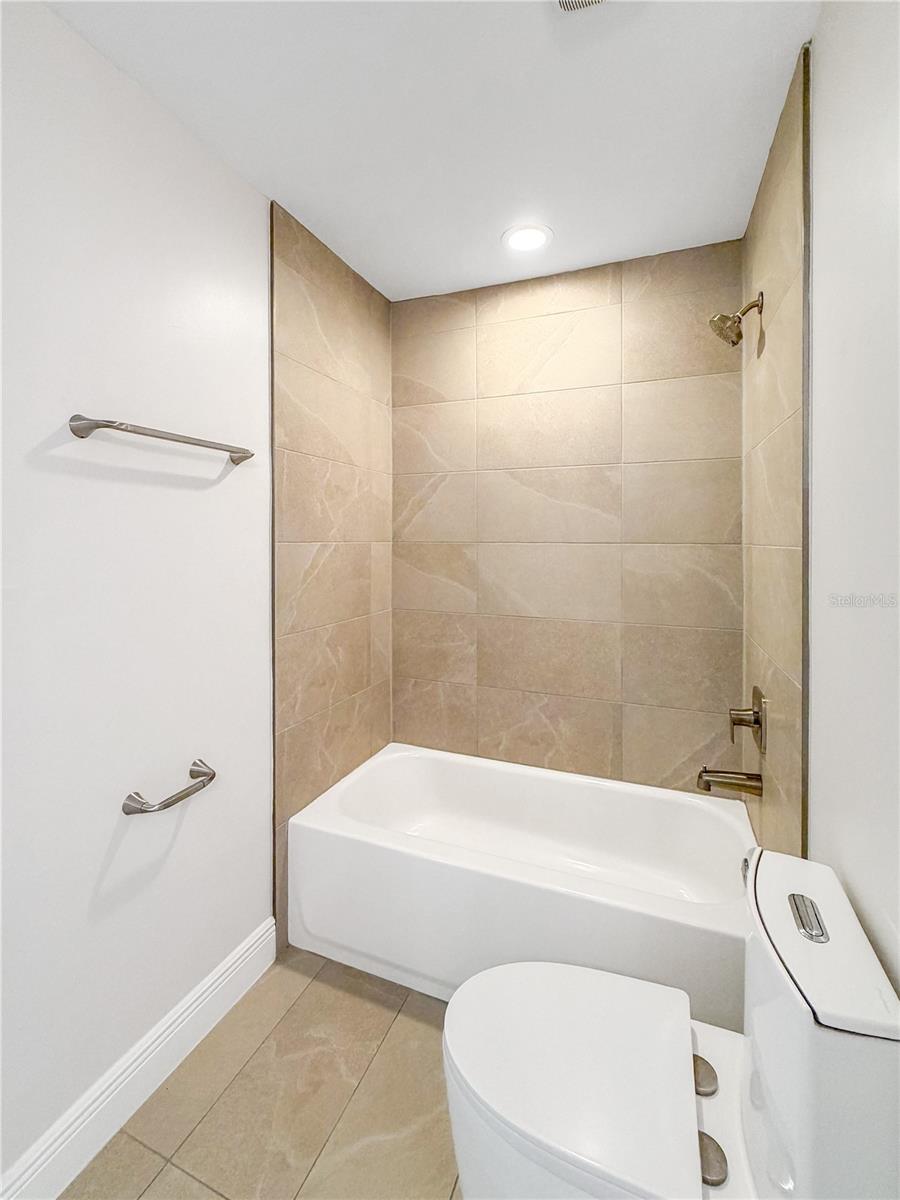 629 NW 17TH PL, CAPE CORAL, FL, 33993