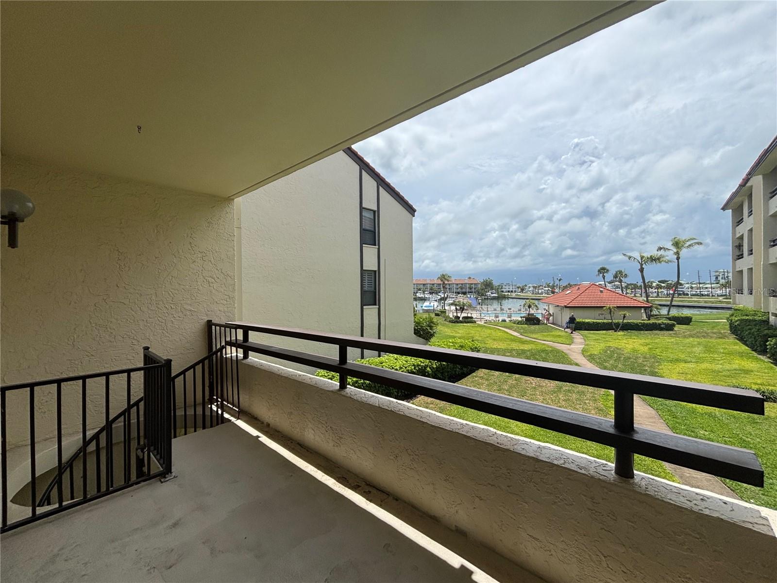 120 1ST ST E #110, TIERRA VERDE, FL, 33715
