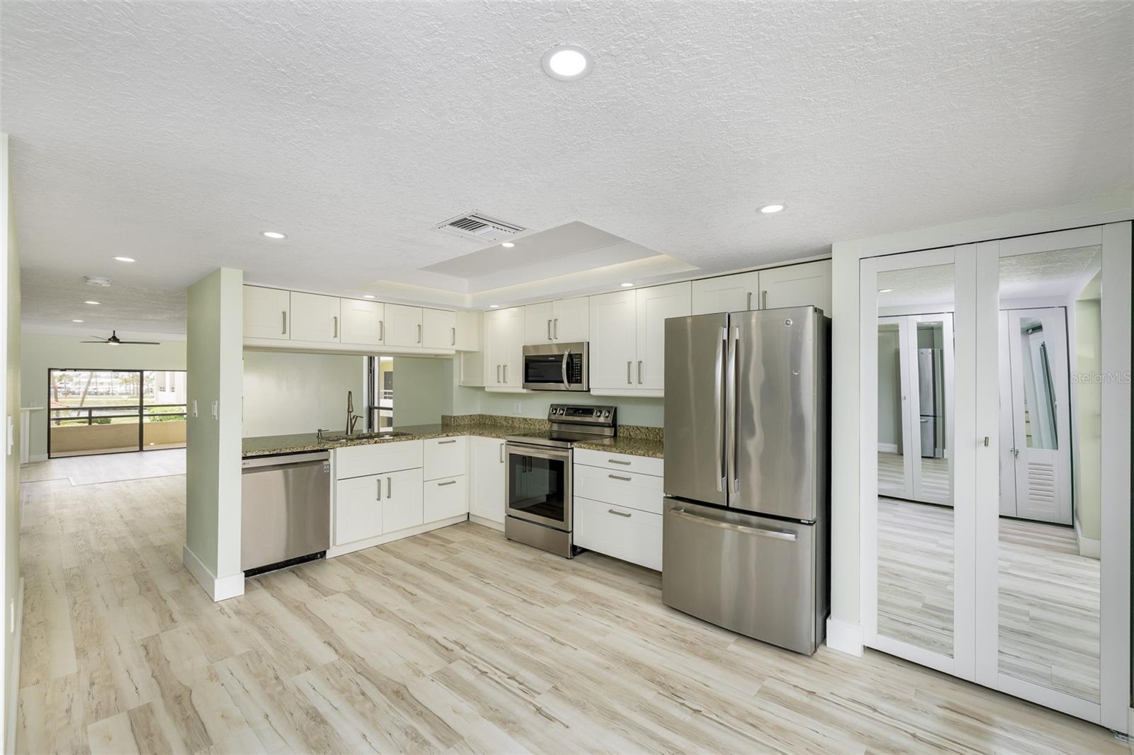 120 1ST ST E #110, TIERRA VERDE, FL, 33715