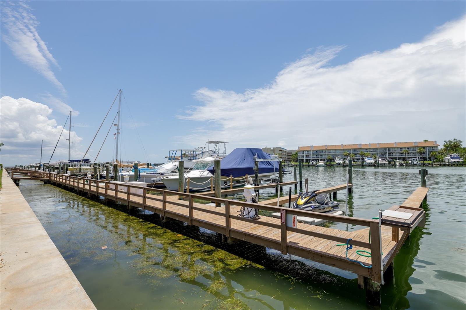 120 1ST ST E #110, TIERRA VERDE, FL, 33715