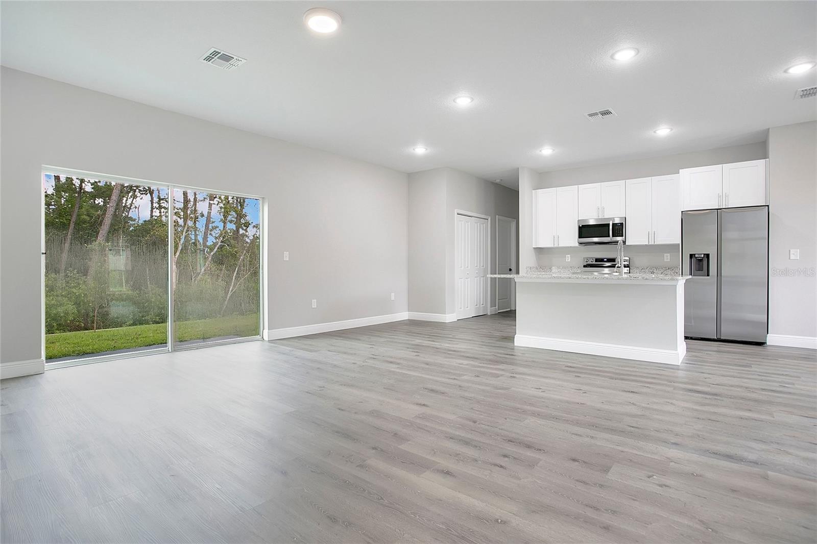 789 N MIDLAND DR, DELTONA, FL, 32725